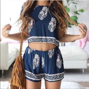 Crop Top & High Waisted Shorts Leaf Design Set
